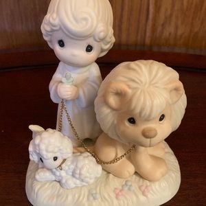 Like new precious moments statue